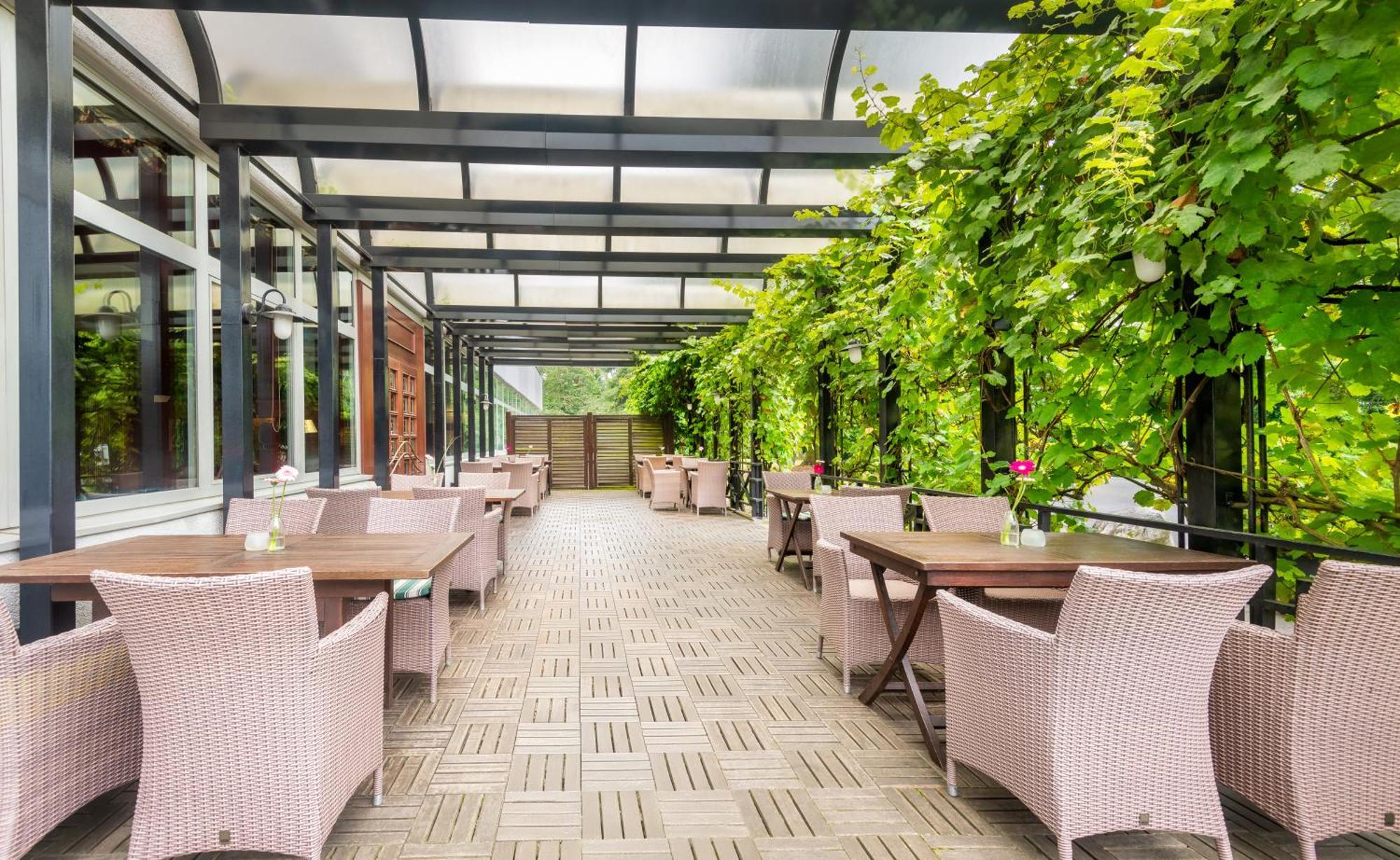 Hotel Wyndham Garden Lahnstein Koblenz Exterior foto